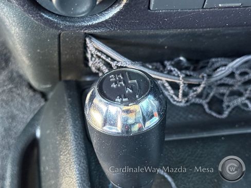 Used 2017 Jeep Wrangler Unlimited Sahara AWD/4WD image 24