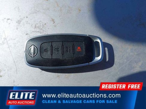 Used 2025 Nissan Sentra S image 22