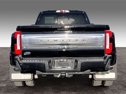 Used 2024 Ford F450 Limited w/ FX4 Off-Road Package image 4