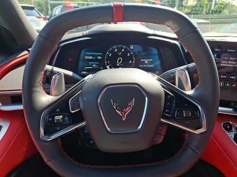 Used 2023 Chevrolet Corvette Stingray Preferred Conv w/ Z51 Performance Package RWD image 17