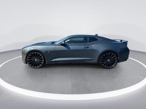 Used 2016 Chevrolet Camaro SS RWD image 6