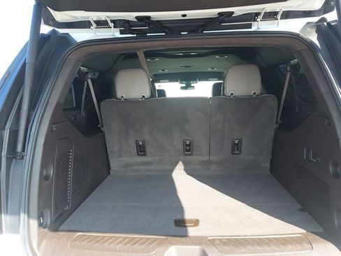 Used 2021 GMC Yukon XL SLT w/ SLT Luxury Package image 25