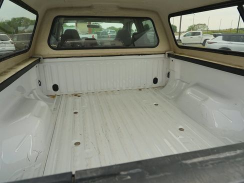 Used 2010 Ford F250 XLT AWD/4WD image 27