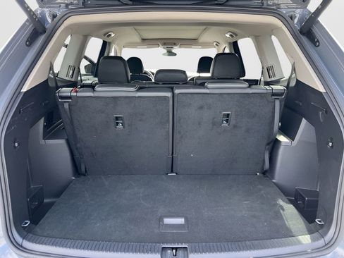 Certified 2025 Volkswagen Atlas SEL image 25