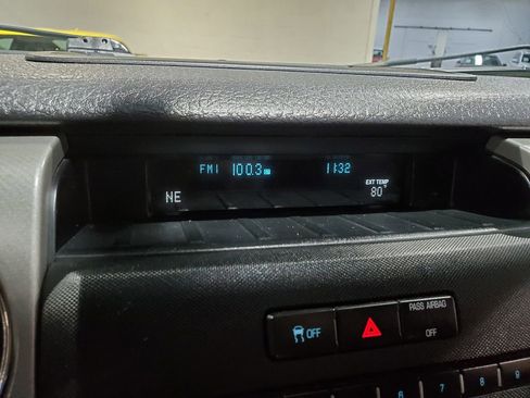 Used 2011 Ford F150 XLT w/ XLT Chrome Pkg image 31