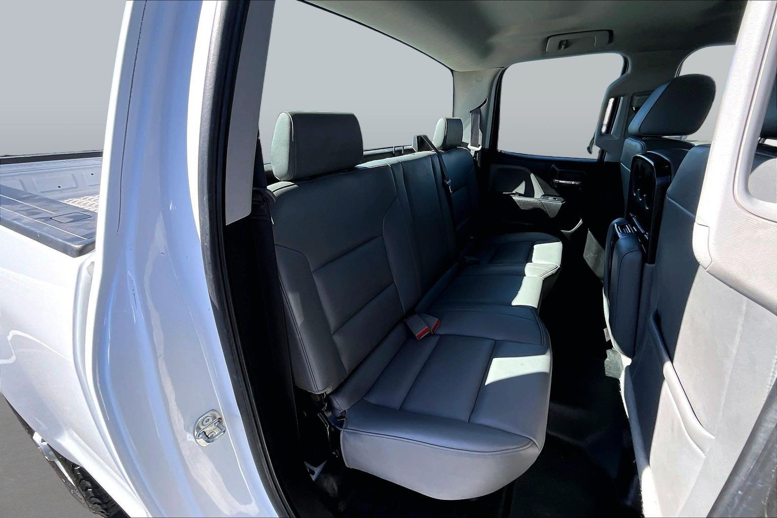 Used 2017 Chevrolet Silverado 2500 W/T AWD/4WD image 23