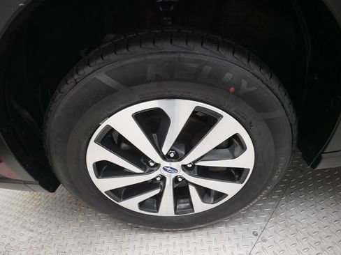 Used 2024 Subaru Outback Premium AWD/4WD image 26