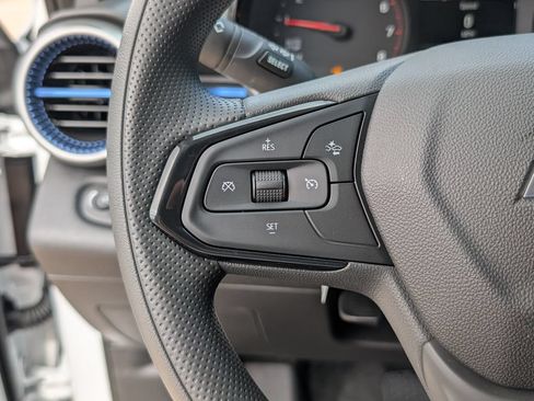 New 2026 Chevrolet Trax LS w/ LS Convenience Package FWD image 16