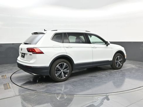 Used 2019 Volkswagen Tiguan SEL AWD/4WD image 7