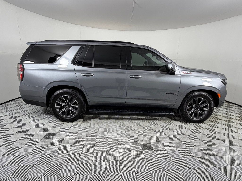 Used 2021 Chevrolet Tahoe Z71 w/ Z71 Off-Road Package AWD/4WD image 4