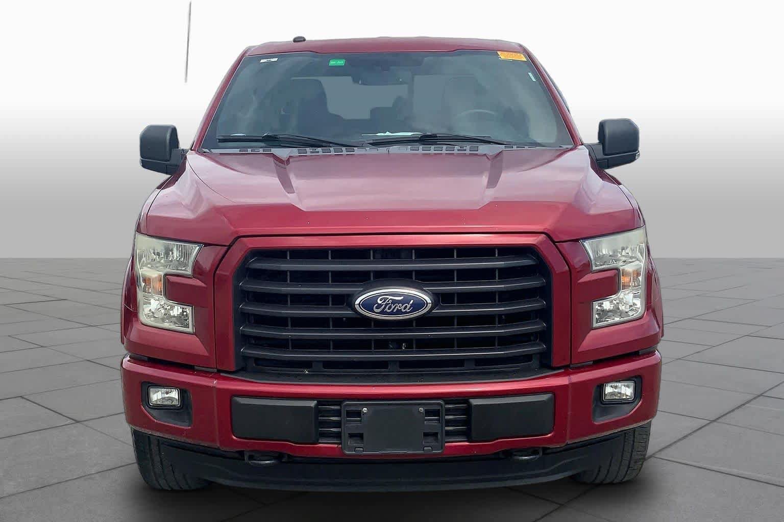 Used 2016 Ford F150 XLT w/ Equipment Group 302A Luxury AWD/4WD image 3