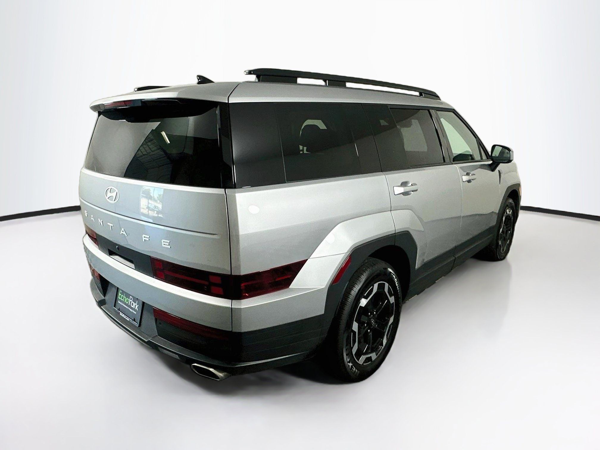 Used 2026 Hyundai Santa Fe SEL FWD image 9