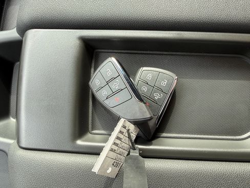 New 2026 GMC Sierra 1500 Pro w/ Graphite Edition image 32