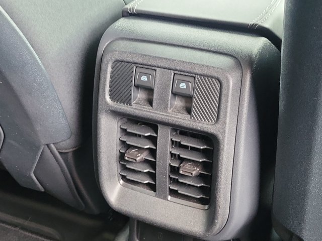 Used 2025 Ford Bronco Badlands AWD/4WD image 6