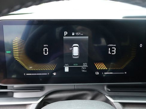 New 2026 Kia Carnival EX FWD image 17