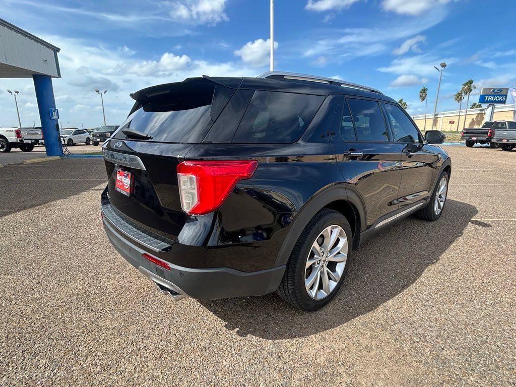 Used 2023 Ford Explorer Platinum w/ Equipment Group 601A RWD image 6