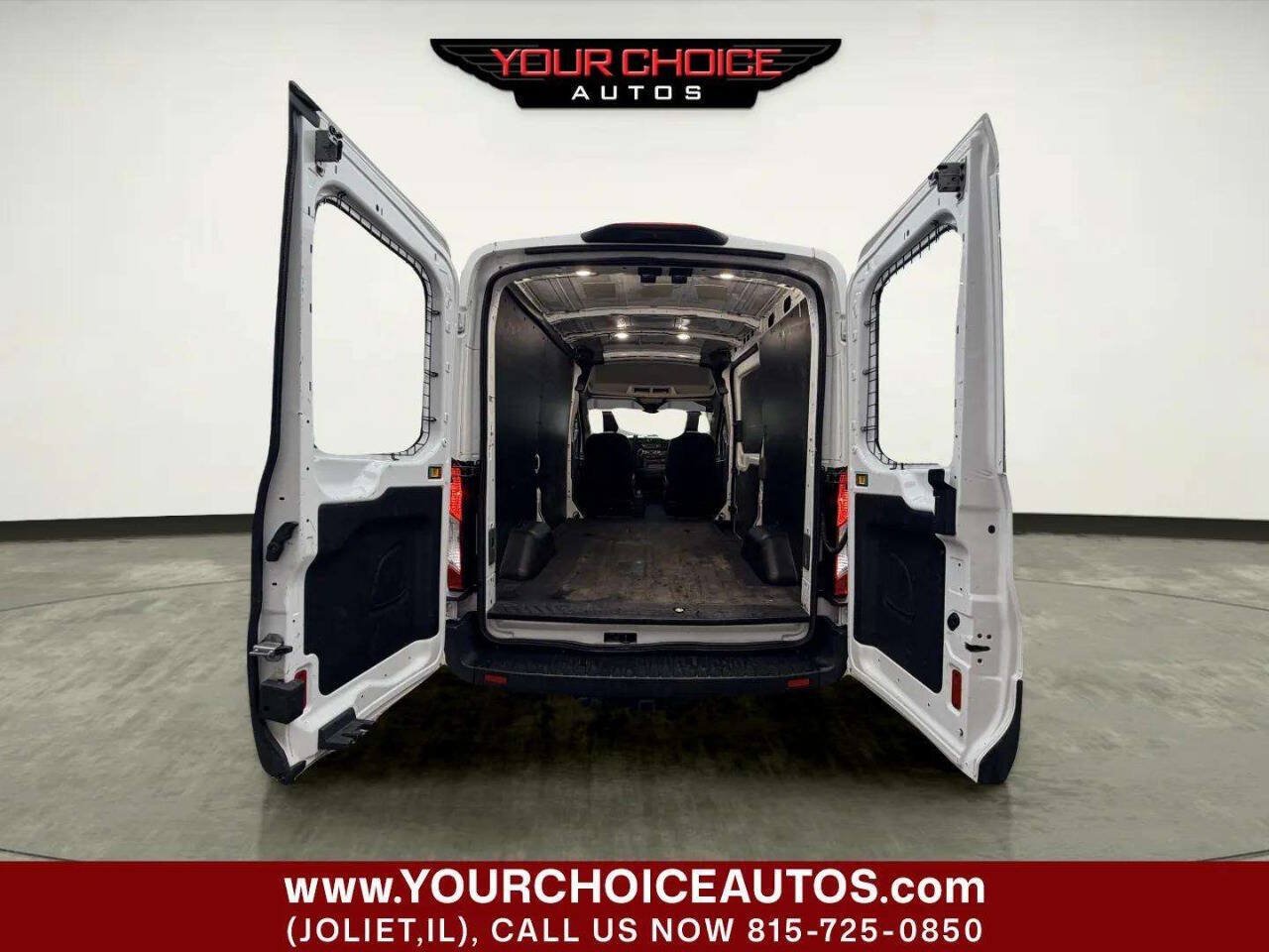 Used 2020 Ford Transit 250 Medium Roof RWD image 5