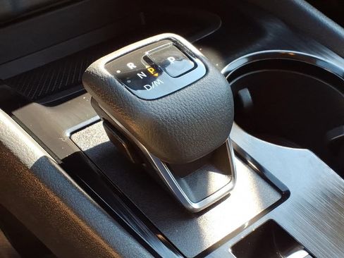 Used 2023 Nissan Rogue SV AWD/4WD image 22