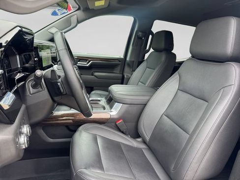 Used 2023 GMC Sierra 1500 Elevation w/ Elevation Premium Package AWD/4WD image 10