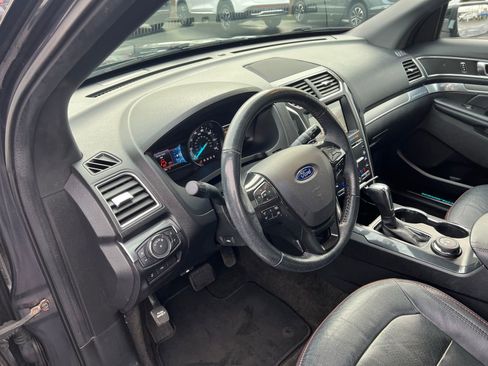 Used 2017 Ford Explorer Sport w/ Equipment Group 401A image 12