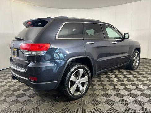 Used 2015 Jeep Grand Cherokee Limited w/ Trailer Tow Group IV AWD/4WD image 2