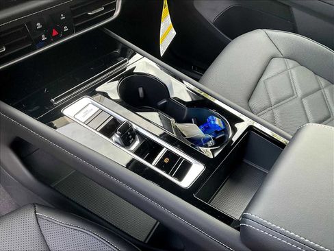 New 2026 Volkswagen Atlas SE image 14