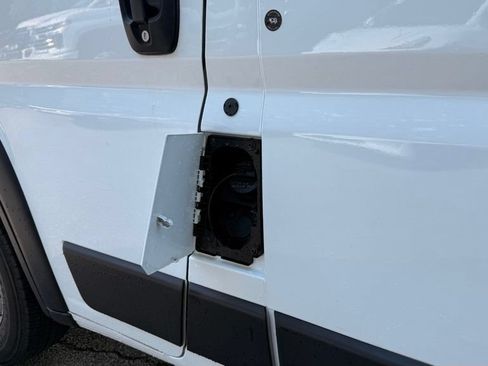 Used 2023 RAM ProMaster 2500 FWD image 41