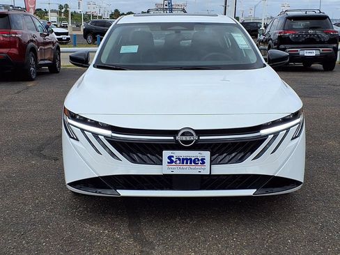 New 2026 Nissan Sentra SV w/ SV Convenience Package FWD image 2