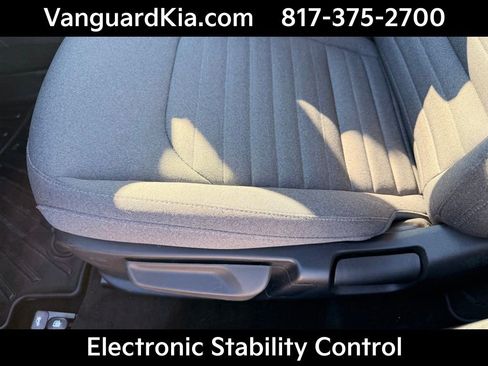 Certified 2025 Kia K4 EX image 14