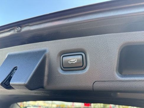 Used 2022 Hyundai Santa Fe Calligraphy AWD/4WD image 19