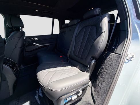 New 2027 BMW X7 xDrive40i w/ Executive Package AWD/4WD image 23