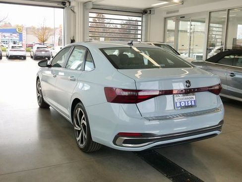 New 2026 Volkswagen Jetta SEL image 4