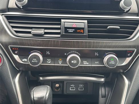 Certified 2021 Honda Accord EX-L image 31