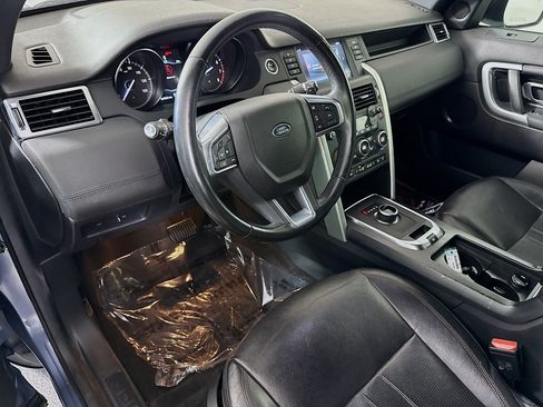 Used 2019 Land Rover Discovery Sport HSE AWD/4WD image 23