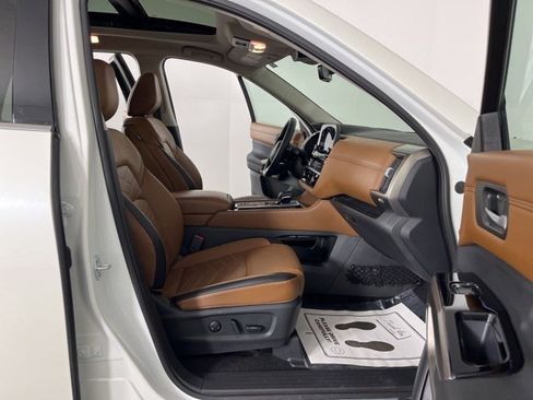 Used 2024 Nissan Pathfinder Platinum w/ Cargo Package FWD image 36