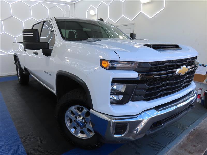 Used 2024 Chevrolet Silverado 3500 W/T w/ WT Convenience Package AWD/4WD image 6
