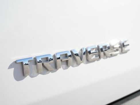 Used 2023 Chevrolet Traverse LT FWD image 13