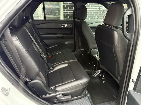Used 2023 Ford Explorer 4WD Police Interceptor image 30