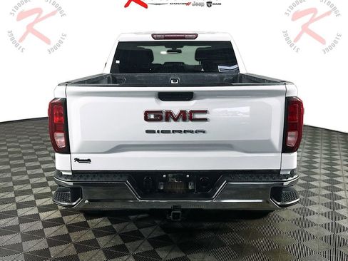Used 2021 GMC Sierra 1500 4x4 Crew Cab w/ Sierra Value Package image 6