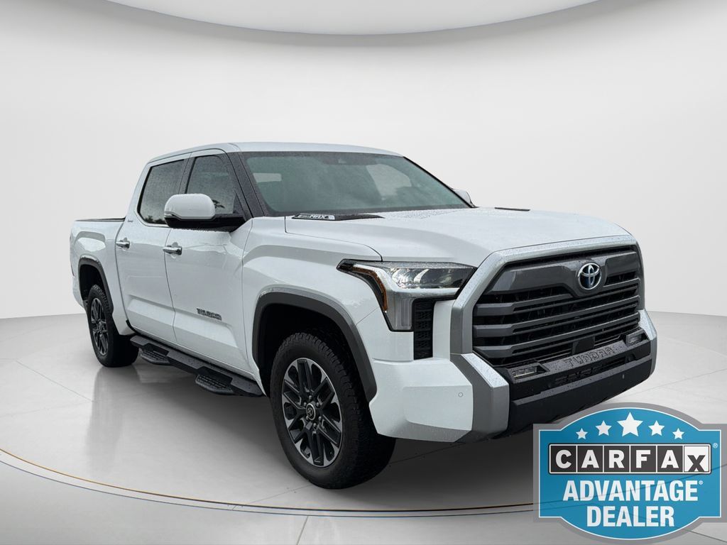Used 2024 Toyota Tundra Limited w/ Power Package AWD/4WD image 5