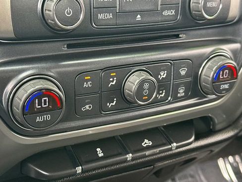 Used 2018 Chevrolet Silverado 1500 LT w/ All Star Edition image 23