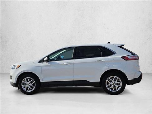 Used 2024 Ford Edge SEL AWD/4WD image 9
