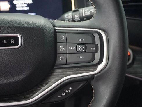 Used 2023 Jeep Wagoneer Series II image 27