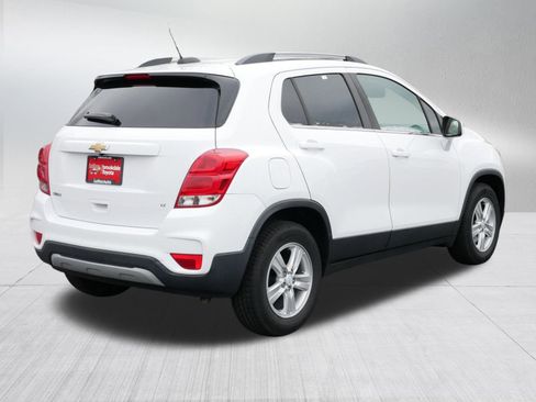 Used 2019 Chevrolet Trax LT w/ LPO, Cargo Package image 7