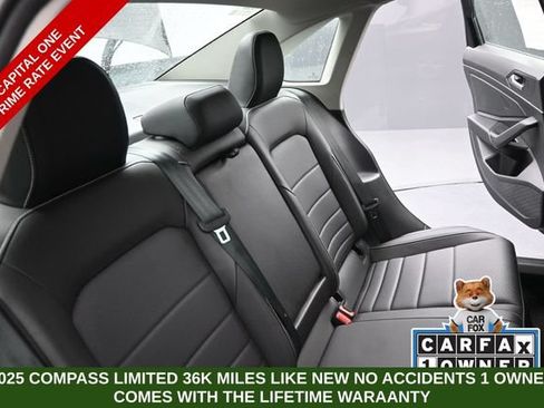 Used 2024 Volkswagen Jetta SE FWD image 22