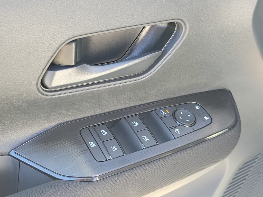 New 2027 Nissan Kicks S FWD image 26