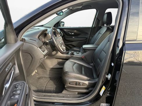 Used 2022 GMC Terrain SLT image 9