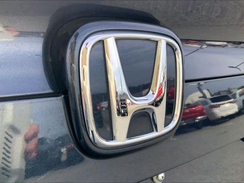 Used 2019 Honda Civic EX image 9