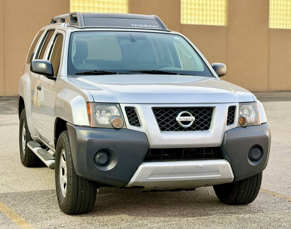 Used 2012 Nissan Xterra X AWD/4WD image 1
