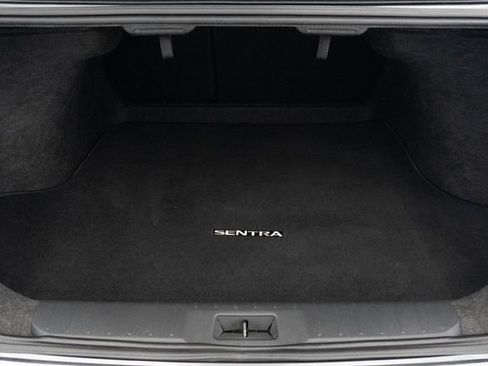 Used 2022 Nissan Sentra SR w/ Trunk Package FWD image 25